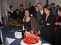 tutti intorno alla torta