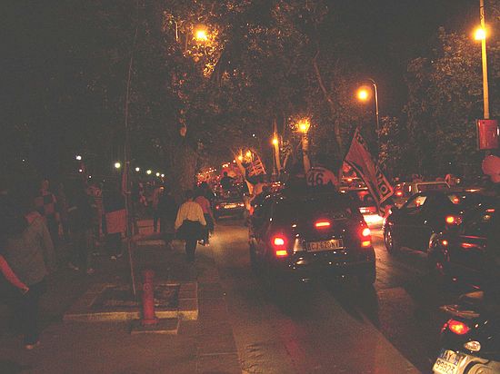 il lungo corteo