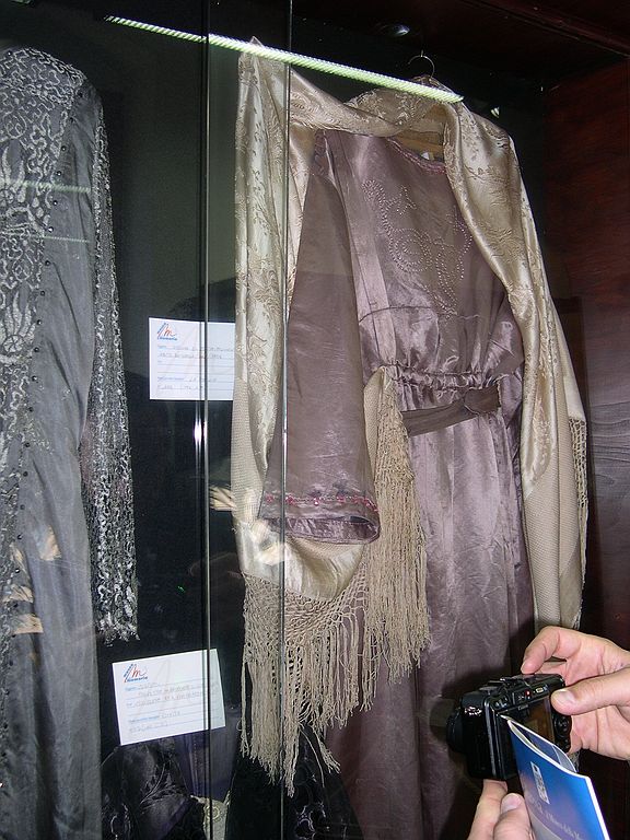 vestiti da donna del tempo